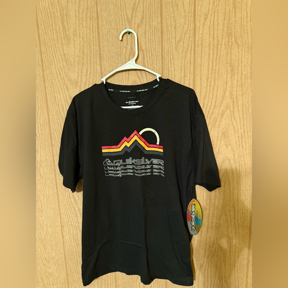 Quiksilver Men's Graphic Tee